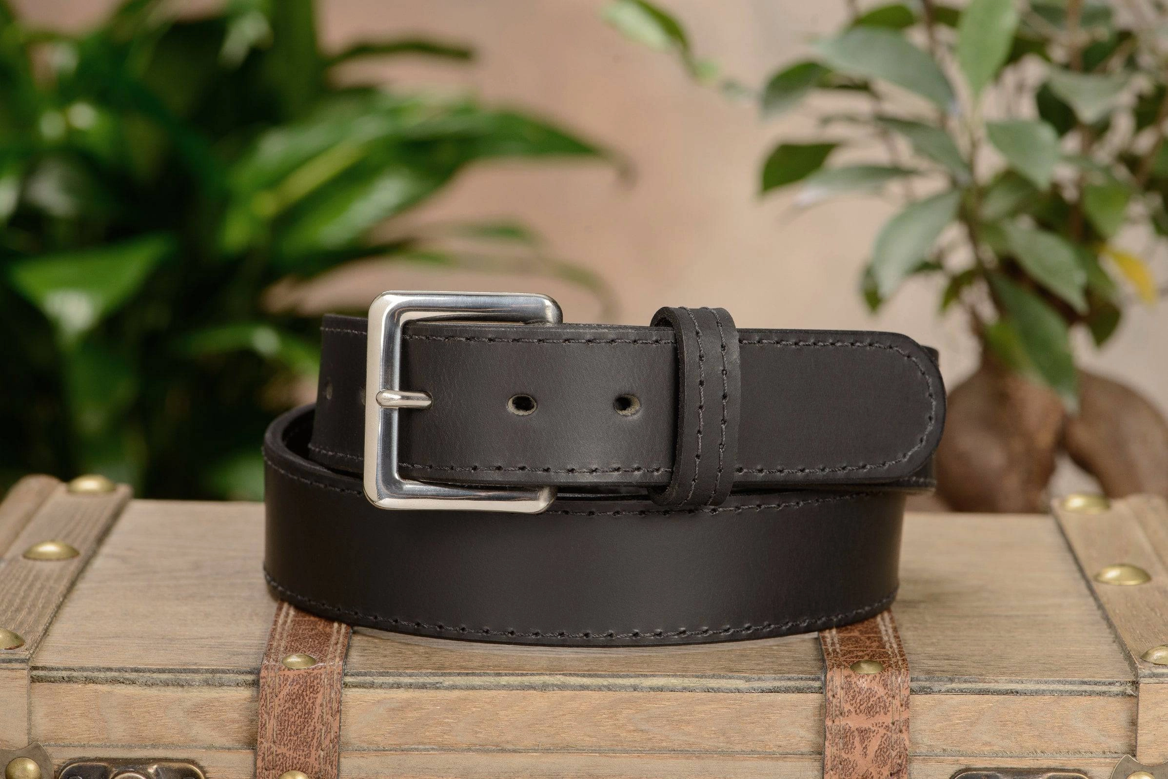 Black English Bridle Leather Money Belt With 25" Zipper 1.50" Wide