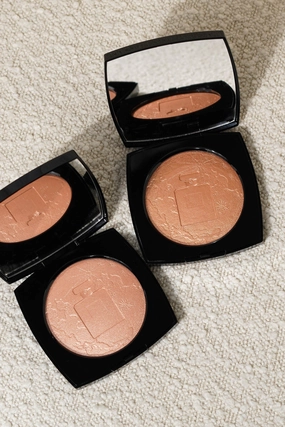Chanel Oversize Illuminating Face Powder