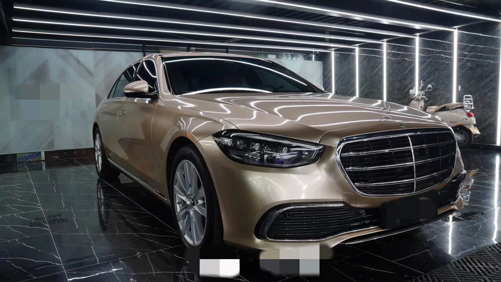 Gloss Metalic Coral Gold Car Wrap