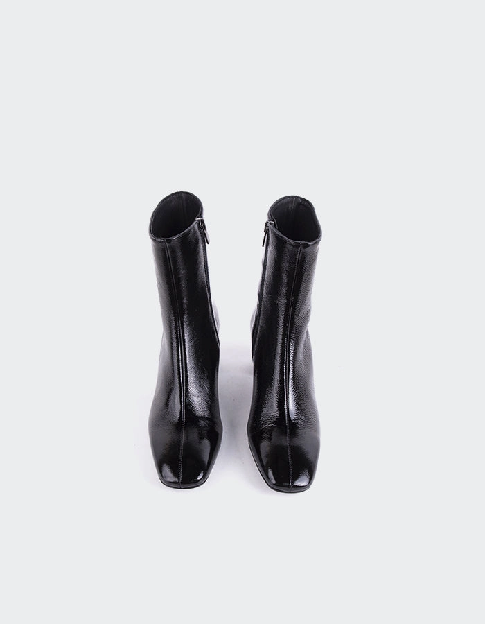 Lioni Black Naplack