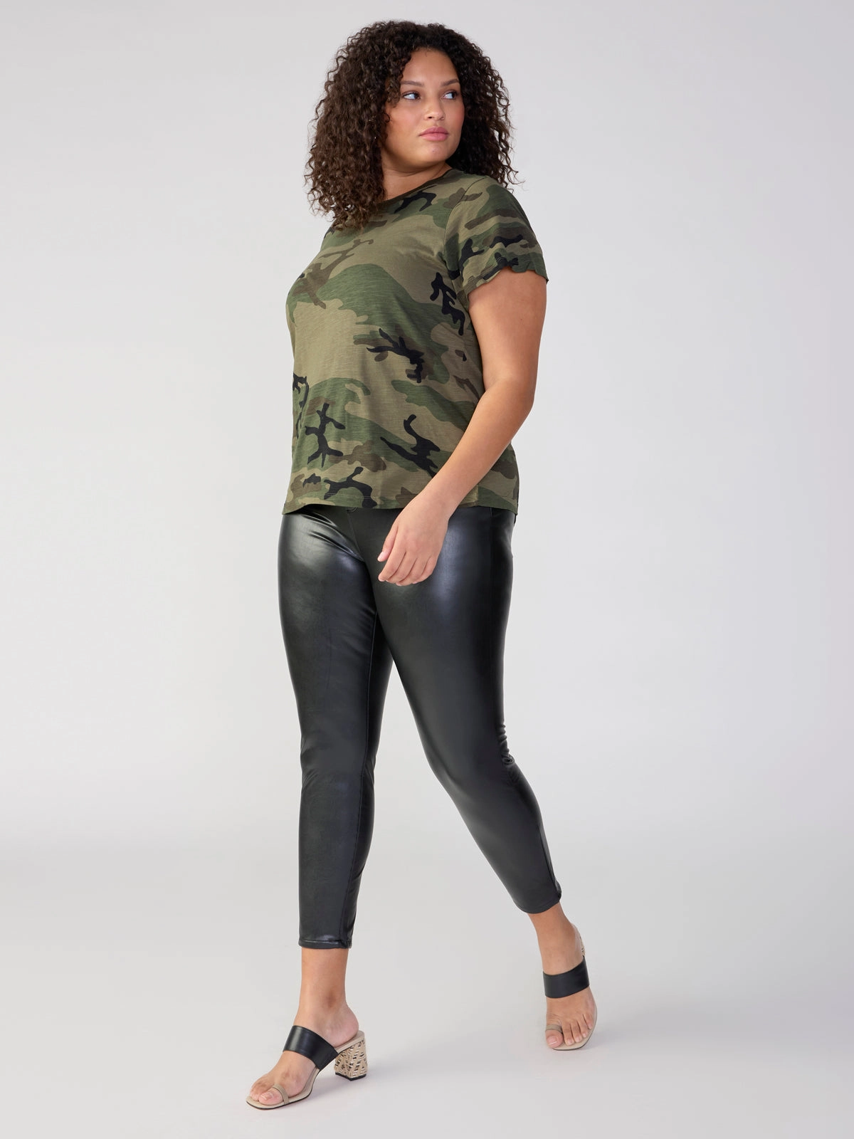 Runway Semi High Rise Legging Slick Black Extended Sizing
