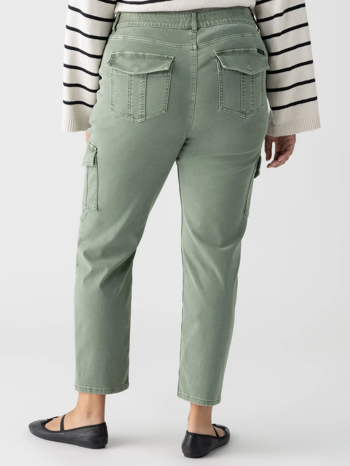 Sculpted Hayden Cargo Standard Rise Pant Dark Spruce Extended Sizing