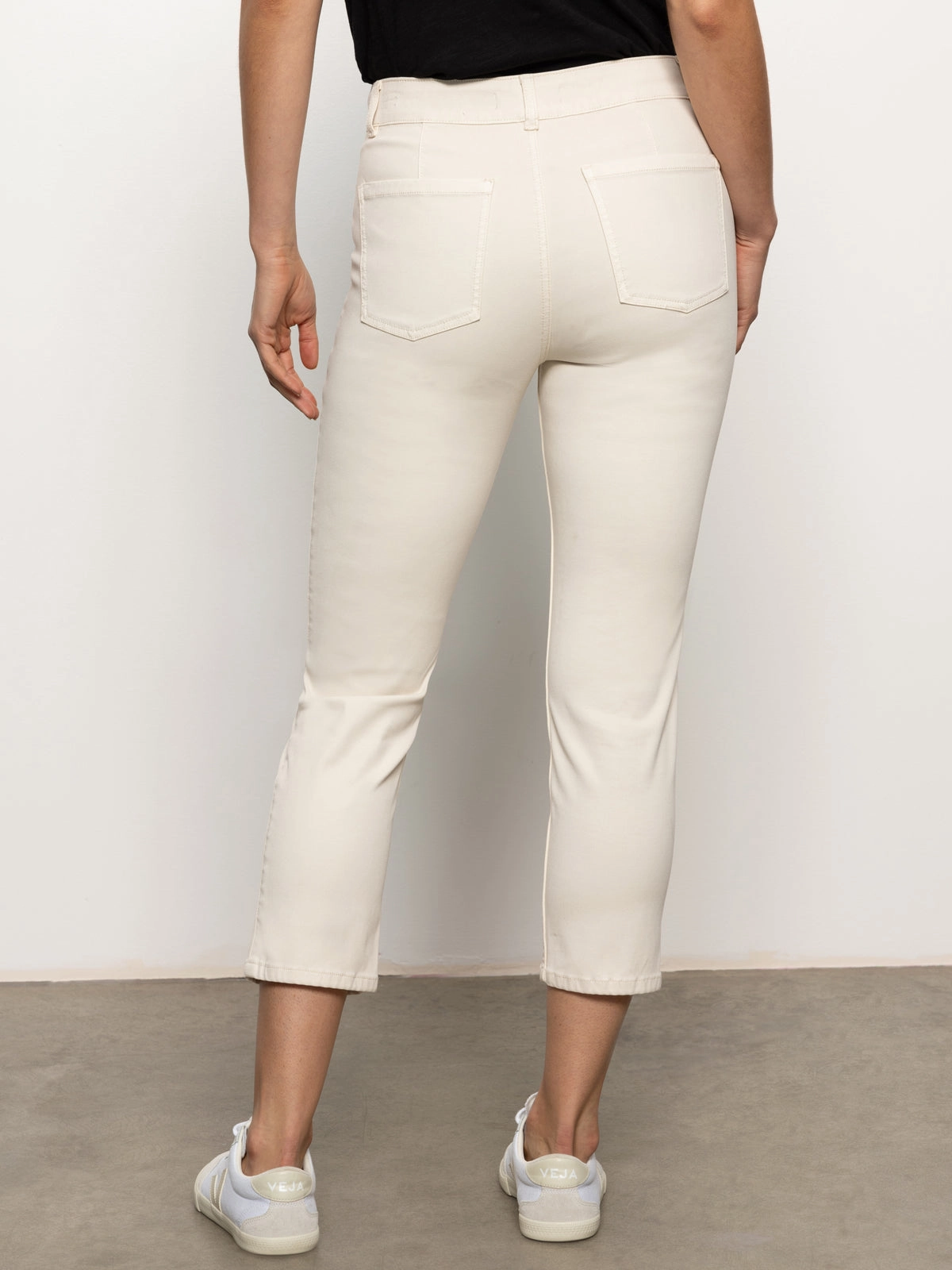 Sculpted Hayden Standard Rise Straight Crop Pants Light Oat