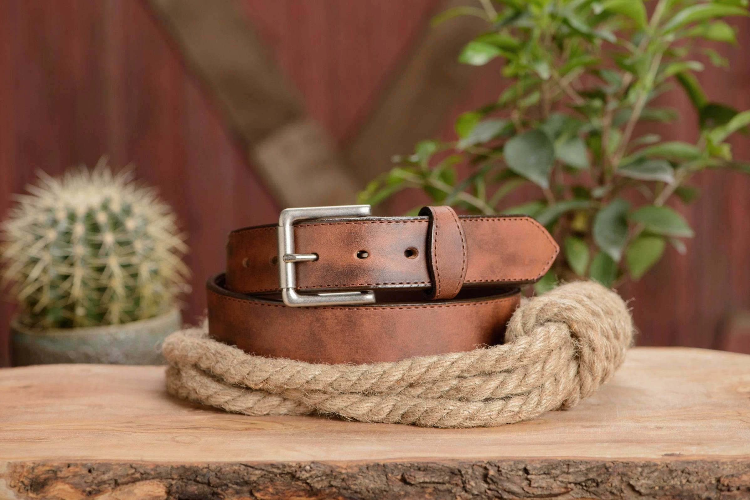 The Rockefeller: Brown Stitched Oil Tanned With Scalloped Ends 1.50"